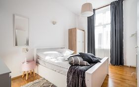 Apartment Krakowska City Center WAWELOFTS